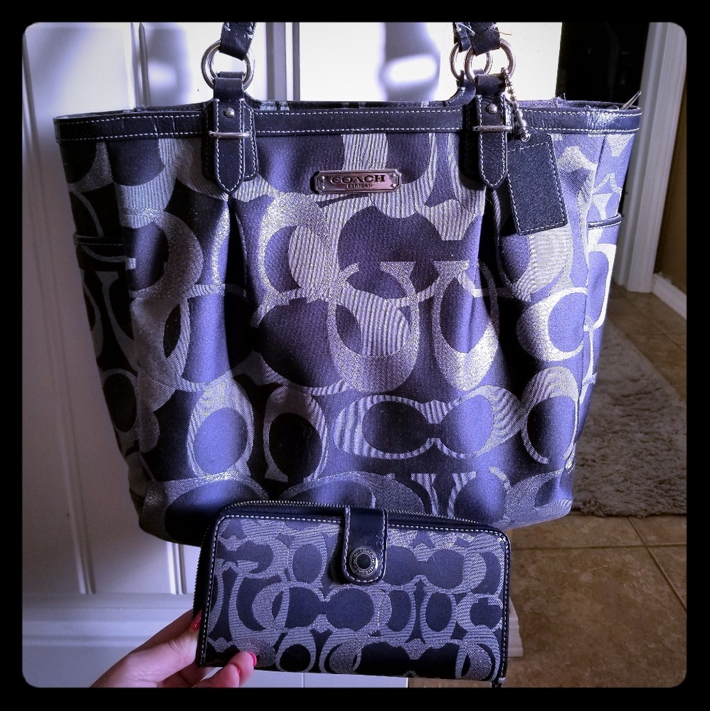 Coach purse & wallet